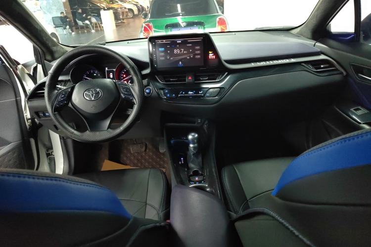 Used Toyota C-HR 2018 2.0L Leading Edition China VI