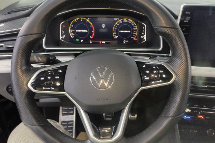 Used Volkswagen Tiguan L 2022 330TSI Automatic Two-Wheel Drive R-Line Enhanced Edition