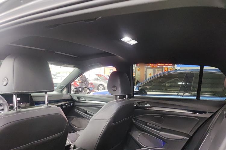 Used Volkswagen Golf 2021 280TSI DSG R-Line
