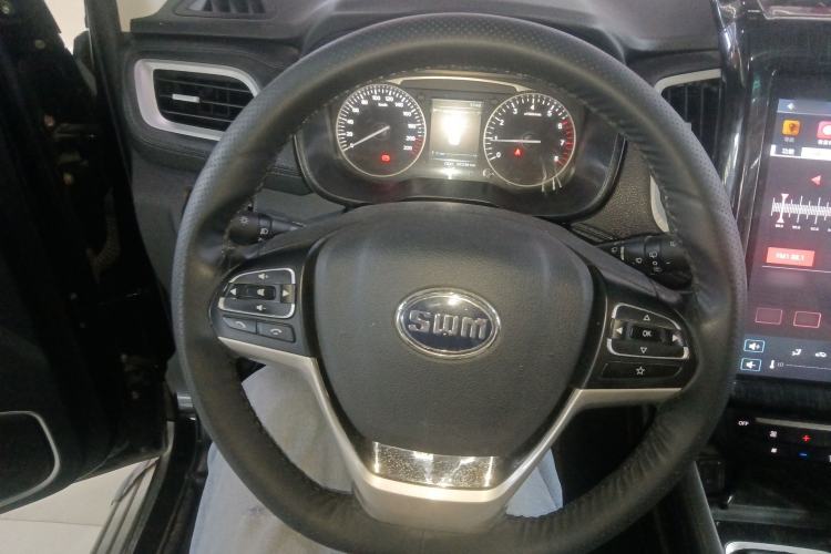 Used SWM X7 2016 1.5T Manual Luxury Edition 7 Seats
