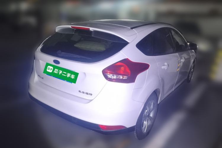 Used Ford Focus 2015 Hatchback 1.6L Automatic Comfort Model Rear Right 45 Deg
