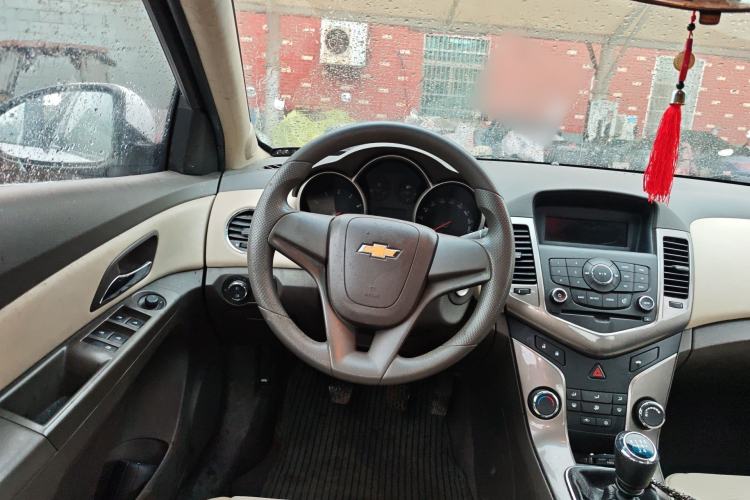 Used Chevrolet Cruze 2015 1.5L Classic SE MT