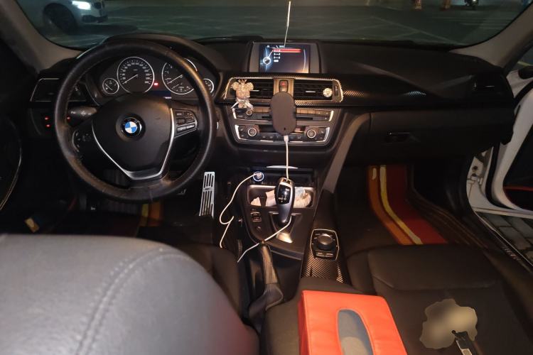 Used BMW 3 Series 2015 320i Luxury Line Stylish Edition
