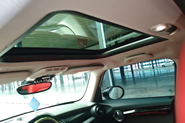 Used MINI 2019 1.5T COOPER Classic Edition Five-Door Version Headliner