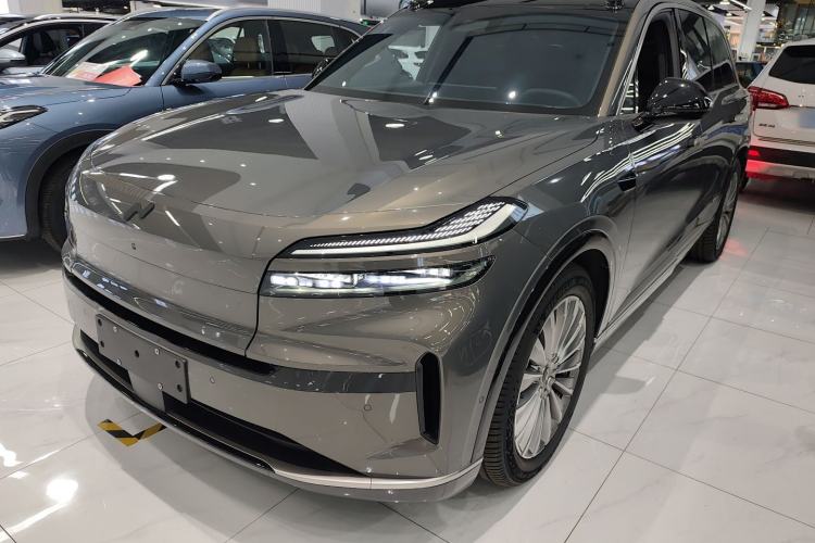 Used ONVO Luxeed L90 2025 Model—Max Six-Seater Version