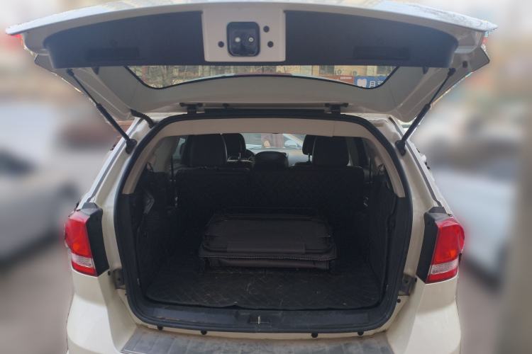 Used Dodge Journey 2013 2.4L Two-Wheel Drive Luxury Version