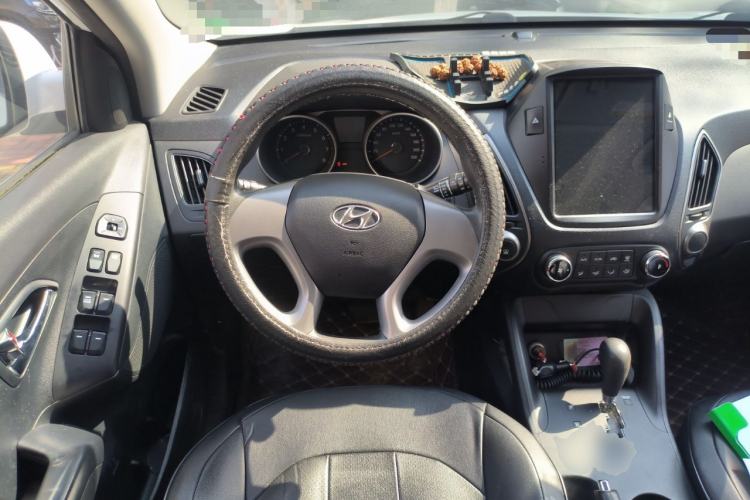 Used Hyundai ix35 2015 2.0L Automatic 2WD Comfort Edition China V Standard
