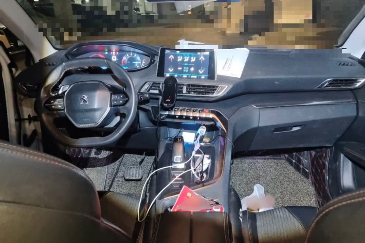 Used Peugeot 5008 2017 350THP 7-Seater Elite Edition Interior 2