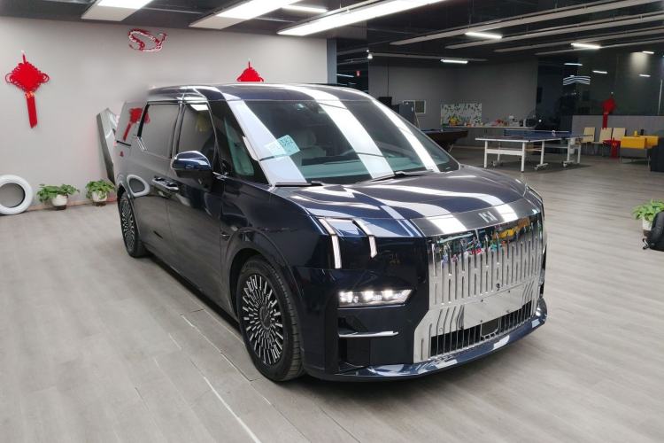 Used Zeekr 009 2022 WE Edition