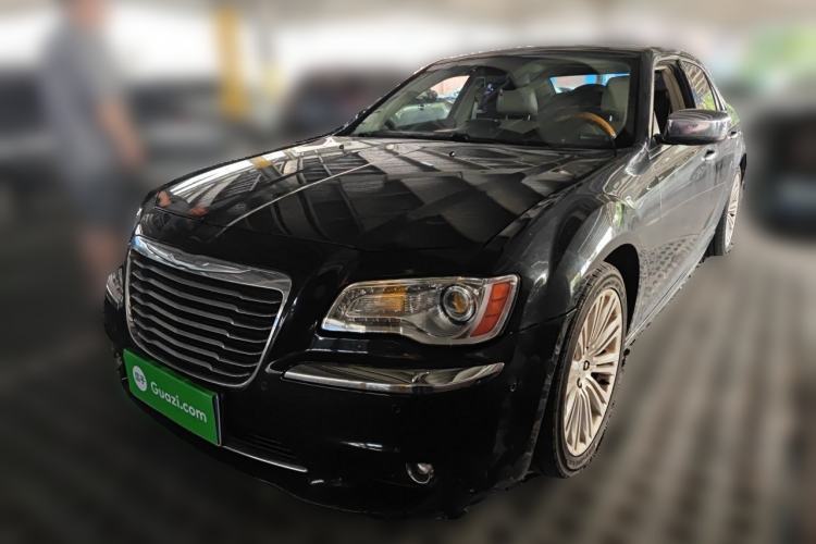 Used Chrysler 300C 2013 3.6L Luxury Edition Guazi used car, China used car export, Used car for sale, Used  cars, Cheapest cars for sale
