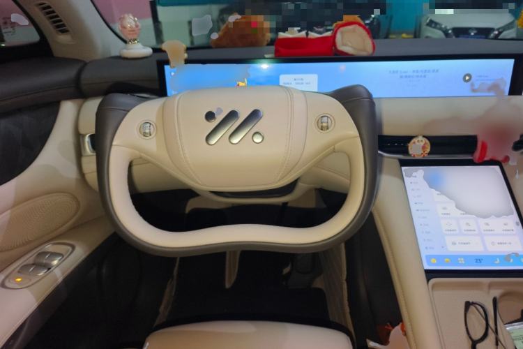 Used IM LS6 2023 Max Standard Edition Steering Wheel