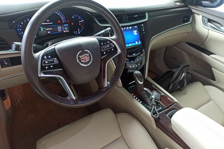 Used Cadillac XTS 2014 28T Comfort Version
