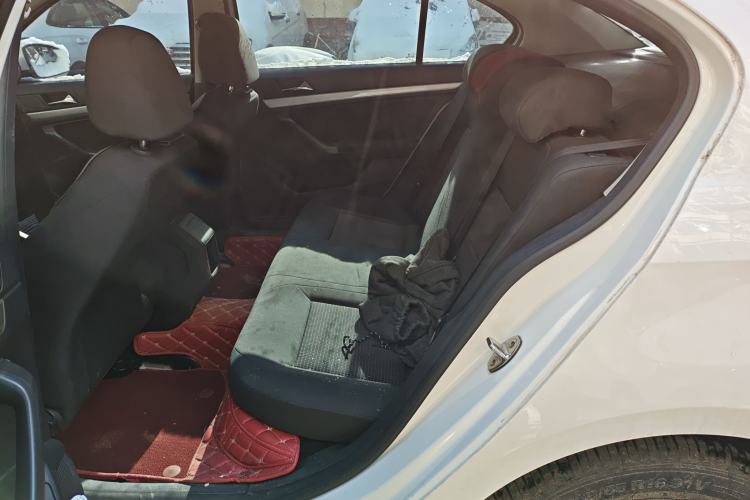 Used Volkswagen Lavida 2017 1.6L Manual Fashion Edition
