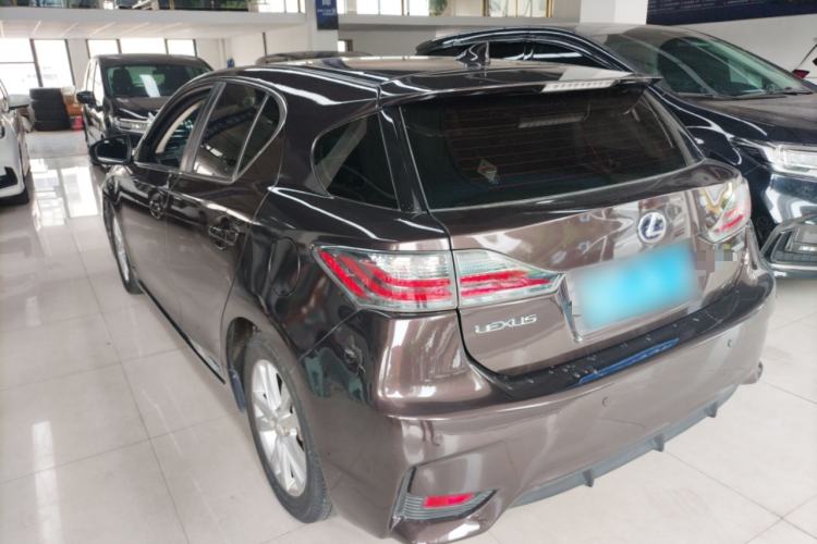 Used Lexus CT 2014 CT200h Elite Edition Monochrome Exterior 2