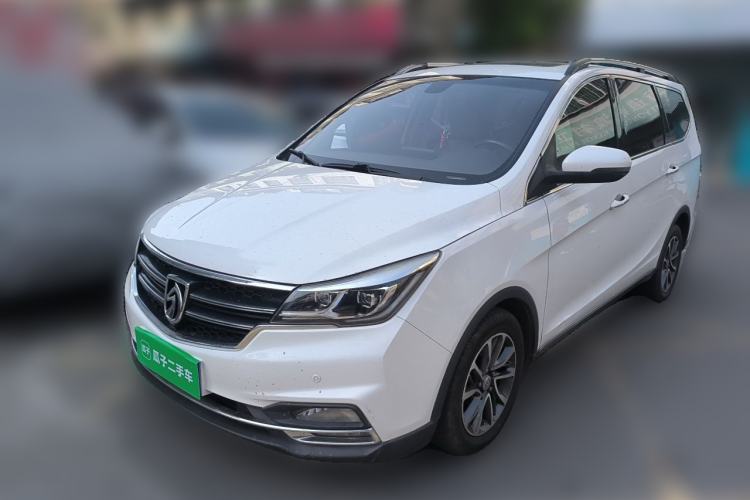 Used Baojun 730 2017 1.5T Manual Zhishang Model 7 Seats China V Emission Standard