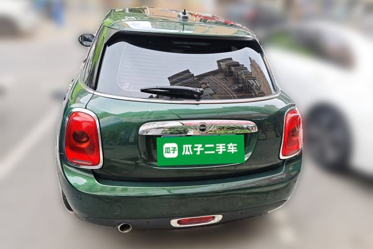 Used MINI 2017 1.5T COOPER Ice Blue Limited Edition Five-Door Version Rear