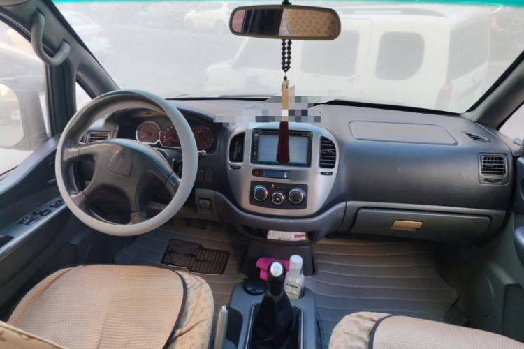 Used FORTHING Lingzhi 2011 Q3 2.0L Short-Wheelbase Standard Edition