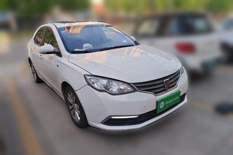 Used Roewe 360 2015 1.5L Manual Luxury Edition Front Right 45 Deg