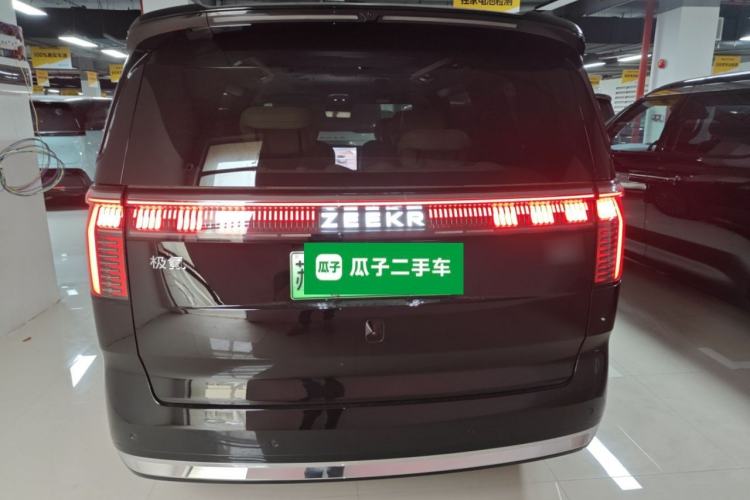 Used Zeekr 009 2024 Six-Seat Executive Version 4WD 108 kWh Rear