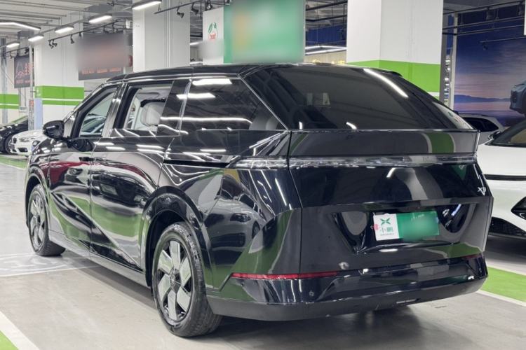 Used XPeng X9 2024 702 Ultra-Long Range Max