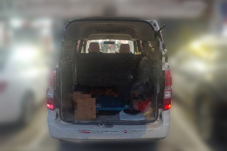 Used Jinbei New Hiace X30L 2016 1.5L Wealth Edition Van DLCG14 Trunk