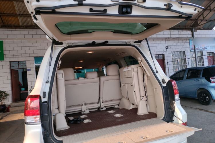 Used Toyota Land Cruiser 2019 4.0L GX-R 7 Seats Parallel Import