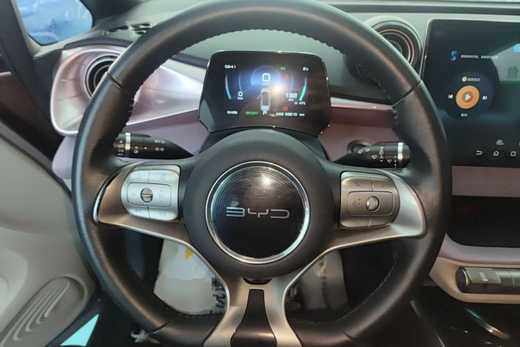 Used BYD Dolphin 2021 405 km Fashion Edition
