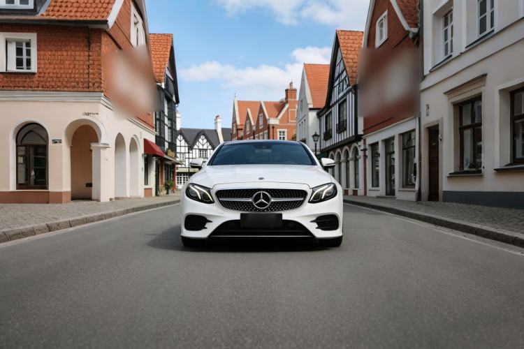 Used Mercedes-Benz E-Class 2017 E 200 Coupe Exterior 2