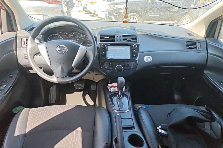 Used Nissan Tiida 2011 1.6L CVT Smart Version
