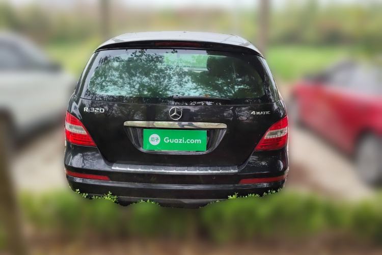 Used Mercedes-Benz R-Class 2014 R 320 4MATIC Luxury Model Rear