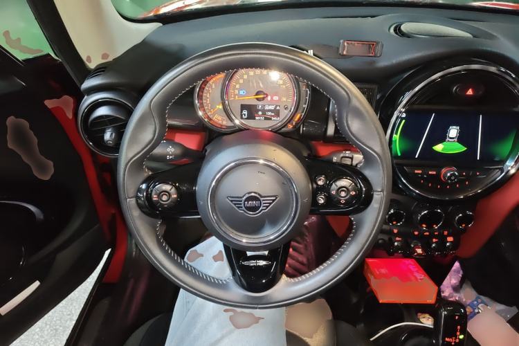 Used MINI 2018 1.5T COOPER Artist
