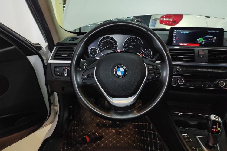 Used BMW 3 Series 2019 320Li Fashion Model
