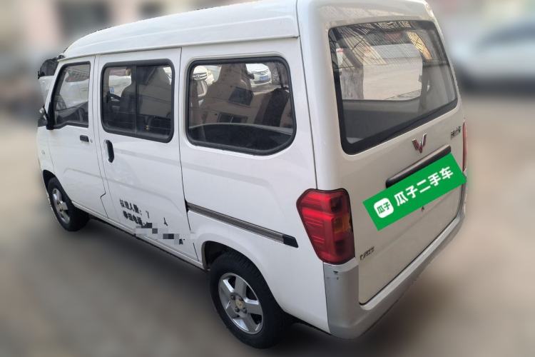 Used Wuling Zhiguang 2015 1.2L Practical LS-I Model
