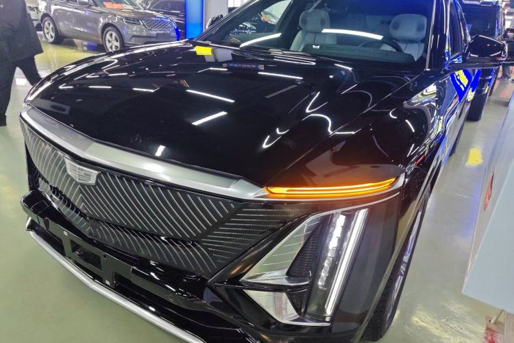 Used Cadillac LYRIQ 2024 Rear-Drive Standard Range Luxury Edition