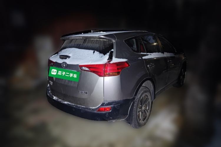 Used Toyota RAV4 2015 2.0L CVT Two-Wheel Drive Fashion Edition