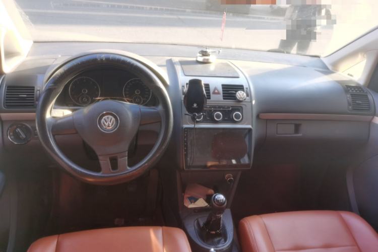 Used Volkswagen Touran 2013 1.4T Manual Fashion Edition 5 Seats
