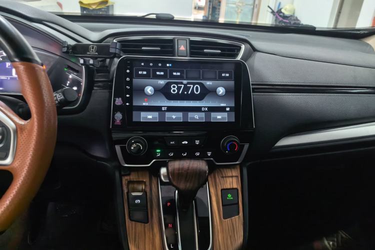 Used Honda CR-V 2019 240TURBO CVT 2WD Comfort Version China VI Emission Standard Center Console