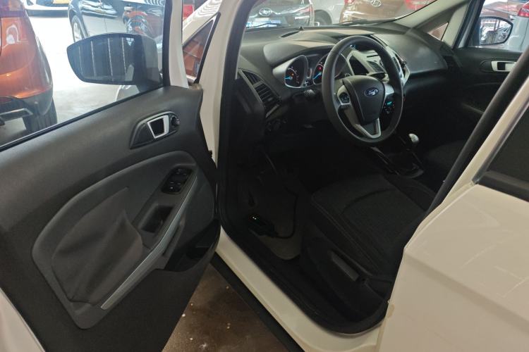 Used Ford EcoSport 2013 1.0L GTDi Manual Luxury Model Driver Seat