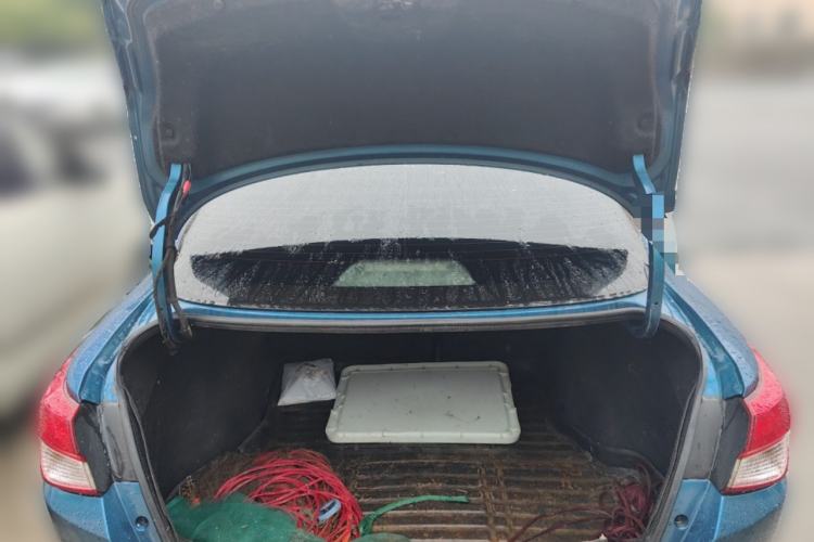 Used Nissan Lannia 2016 1.6L CVT Cool Edition Trunk