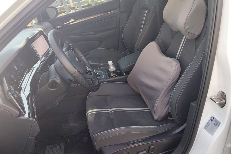 Used Volkswagen Golf 2023 280TSI DSG R-Line Lite Left Front Seat