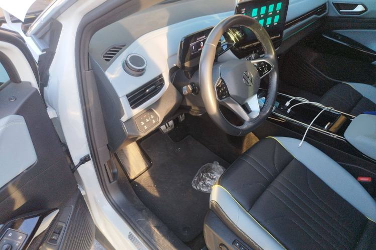 Used Volkswagen ID.4 X 2023 Ultra-Intelligent Long-Range Version Driver Seat