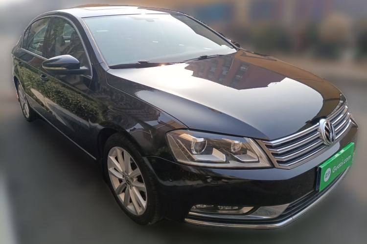 Used Volkswagen Magotan 2013 1.8TSI Prestige Model Front Right 45 Deg