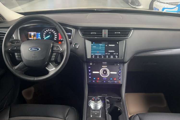 Used Ford Taurus 2015 EcoBoost 245 Luxury Model