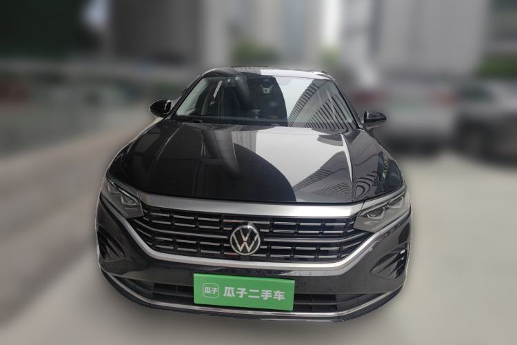 Used Volkswagen Passat 2022 330TSI Luxury Edition Front