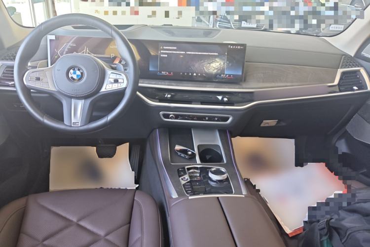 Used BMW X5 2023 xDrive 30Li Luxury M Sport Night Edition Package
