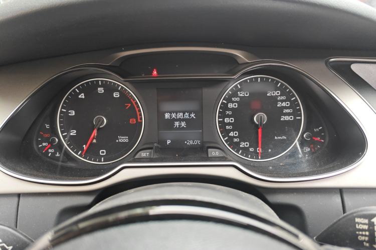 Used Audi A4L 2015 35 TFSI Automatic Comfort Model Instrument Cluster