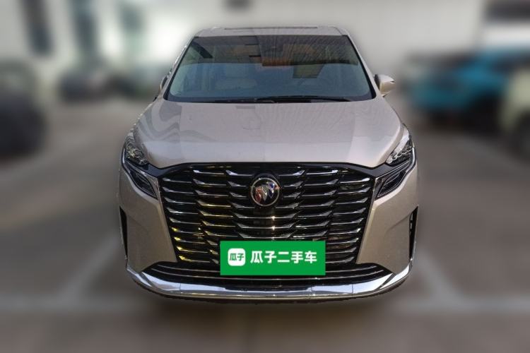 Used Buick GL8 2022 ES Landtrek 653T Luxury Edition