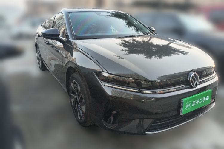 Used Volkswagen Sagitar 2026 Model L 300TSI DSG Elite Version Front Right 45 Deg