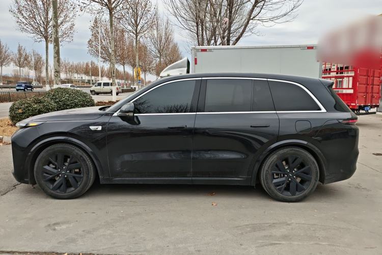 Used Li Auto L8 2023 Pro Model
