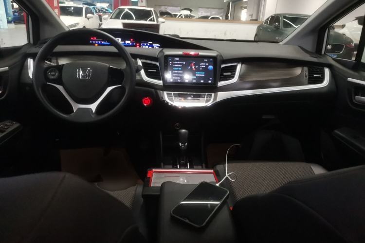 Used Honda Jade 2017 1.8L automatic Comfort version 5 seats